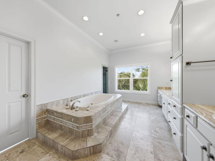 Property Image 117