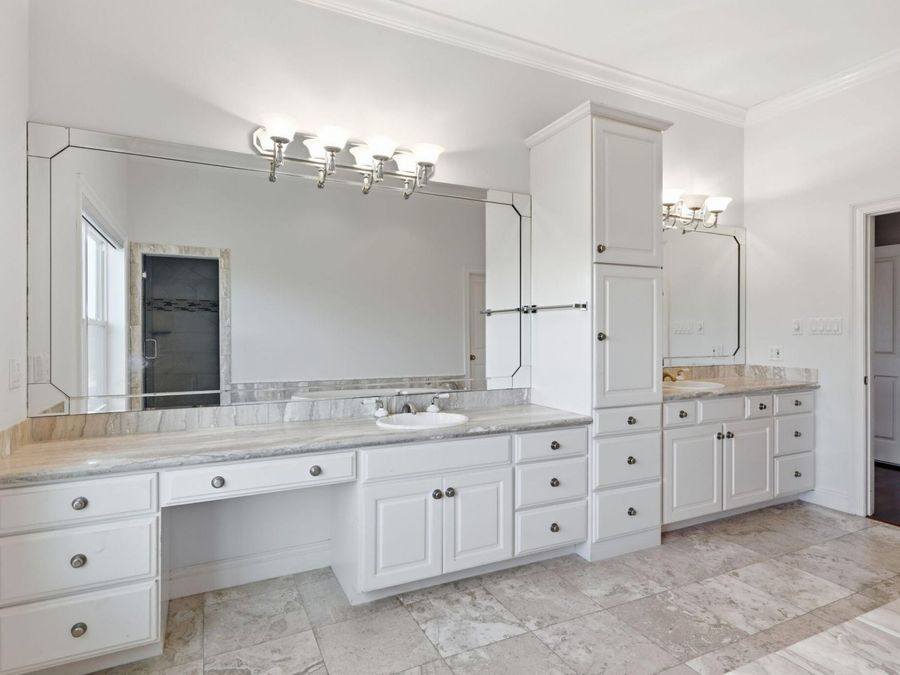 Property Image 118