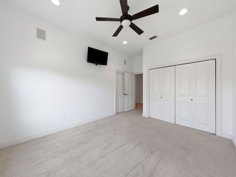 Property Image 125