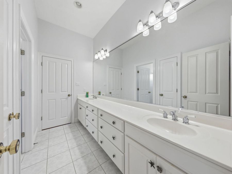 Property Image 135