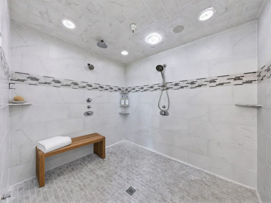 Property Image 163