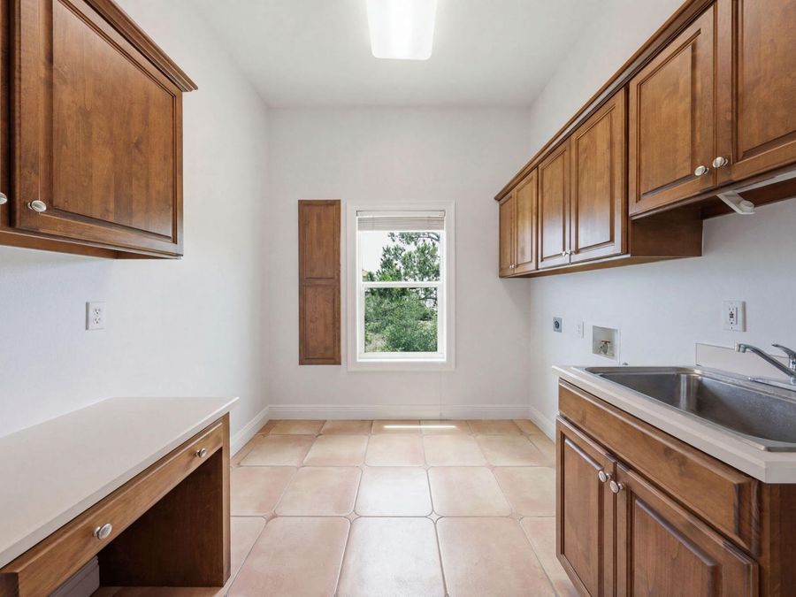 Property Image 86