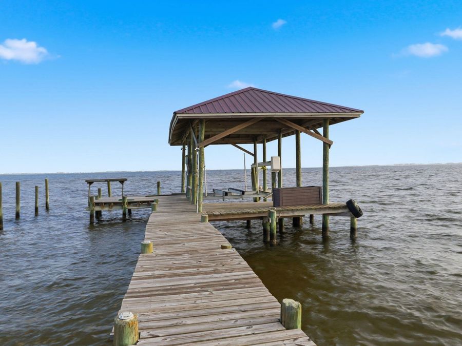 Property Image 100