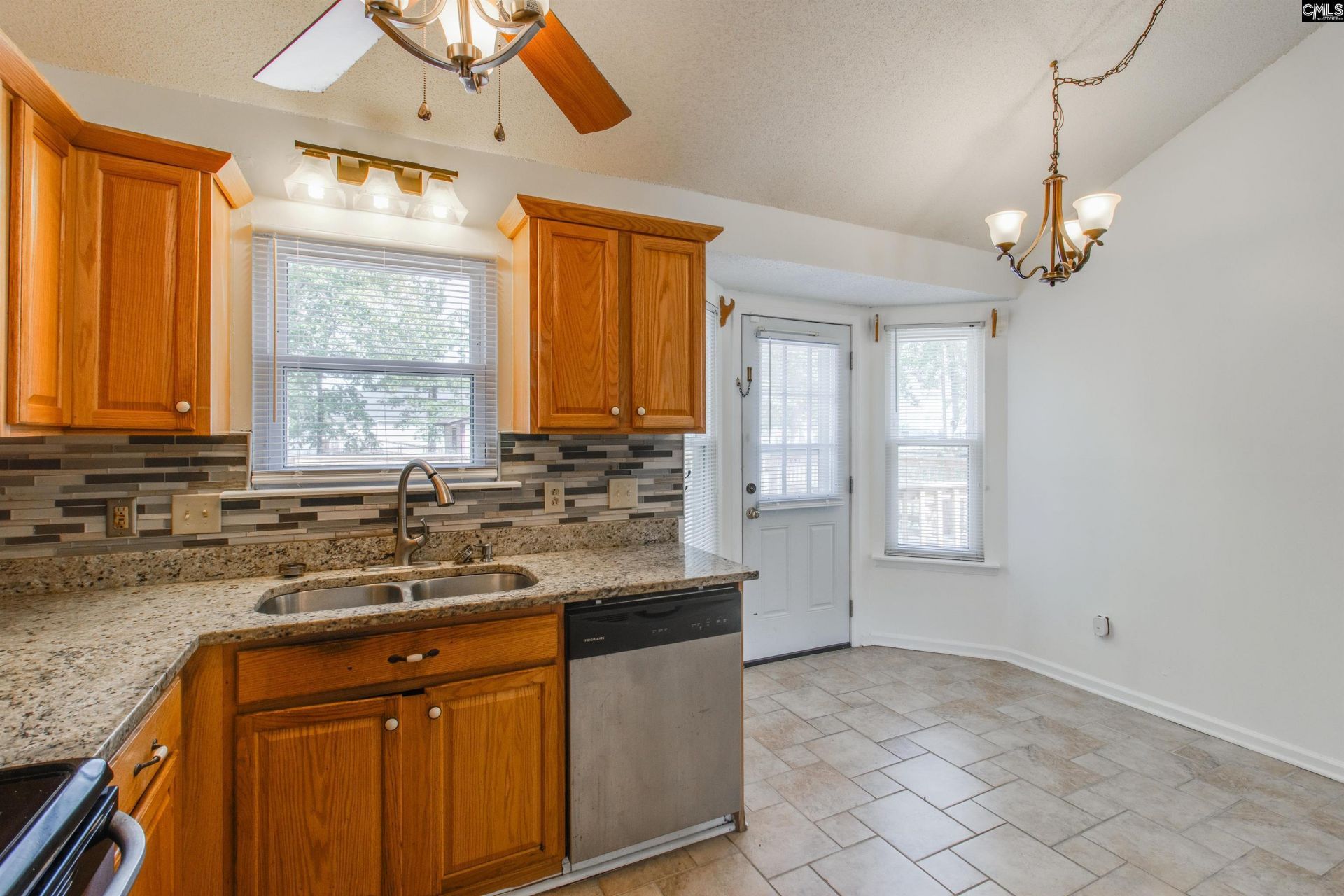 804 Sky Lane Drive  Photo 13
