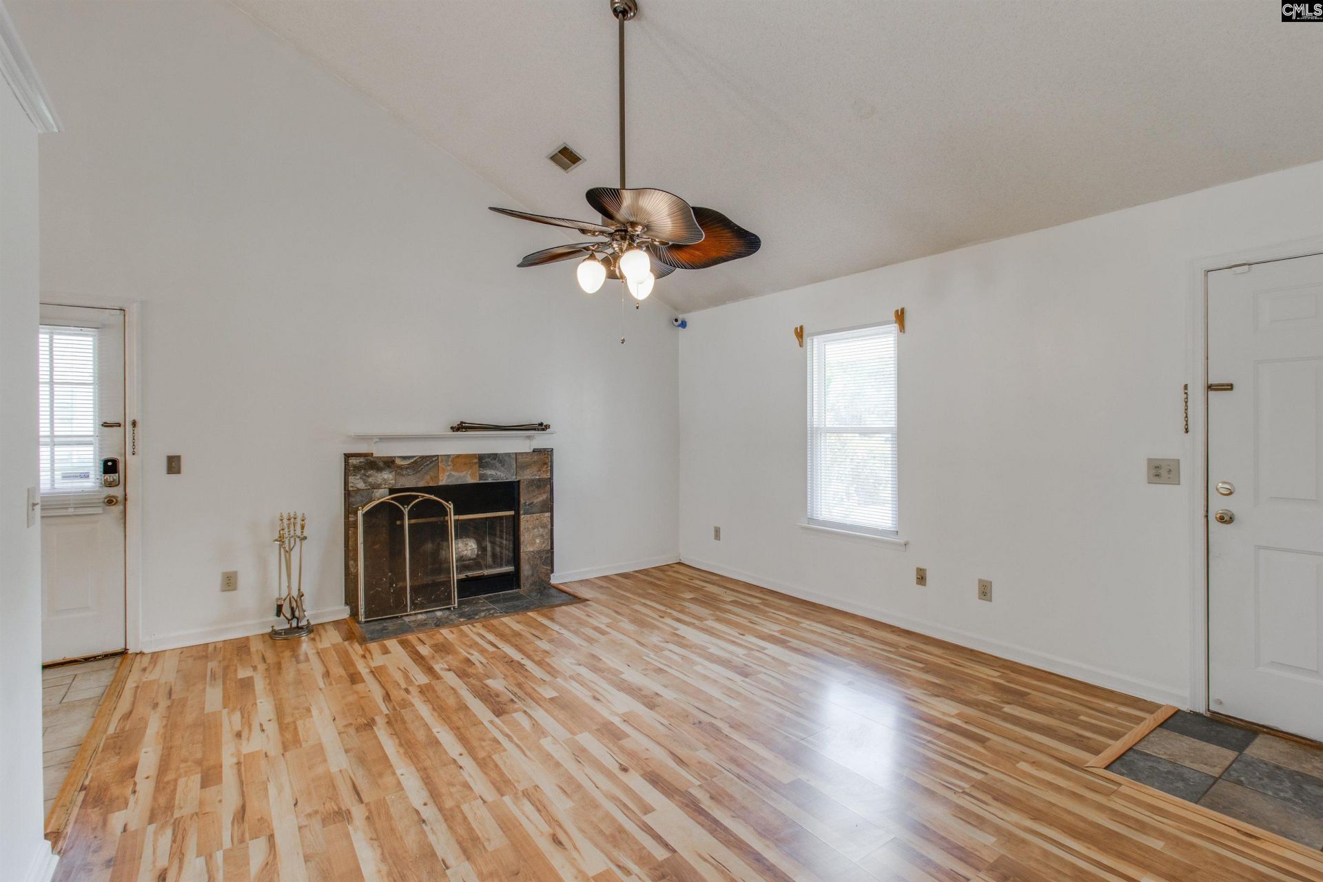 804 Sky Lane Drive  Photo 6