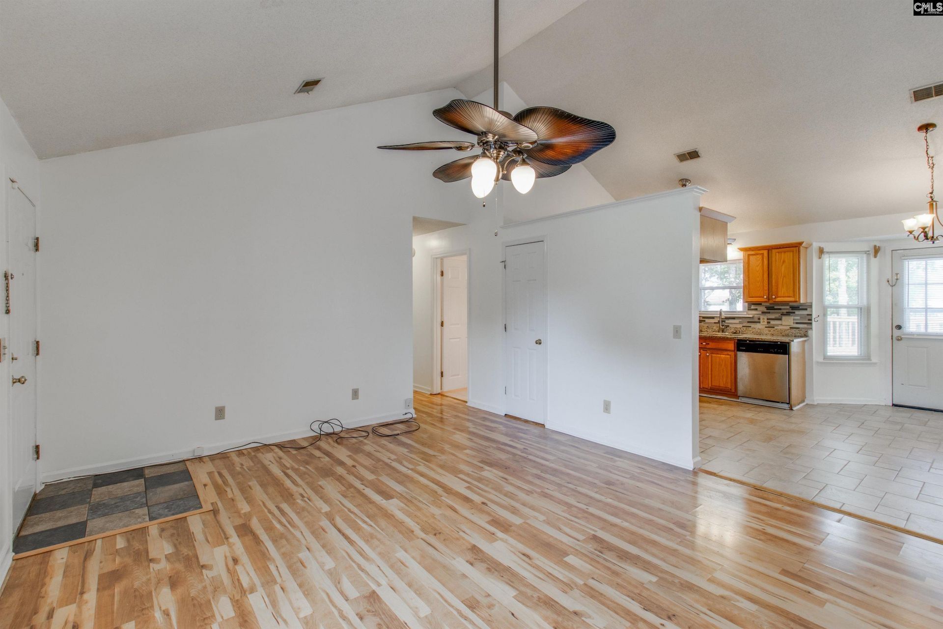 804 Sky Lane Drive  Photo 8