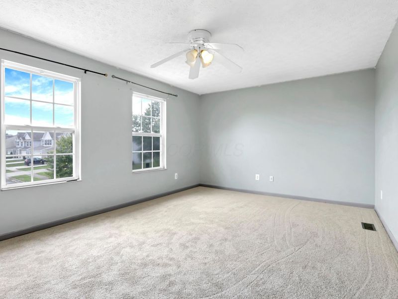 5480 Shannon Square Drive, Canal Winchester, OH 43110 Photo 17