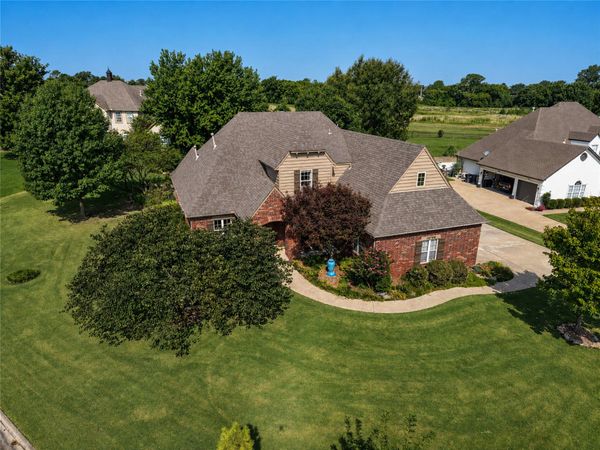 14706 S 52nd East Avenue , Bixby, OK 74008