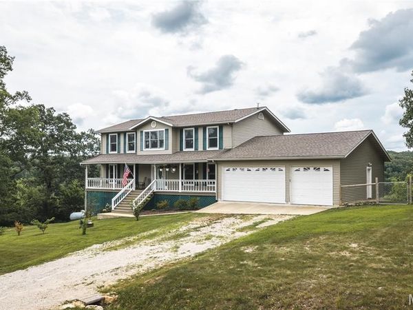 538 Spring Lake Lane, Bourbon, MO 65441