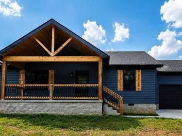 135 Park City Glasgow Rd , Glasgow, KY 42141