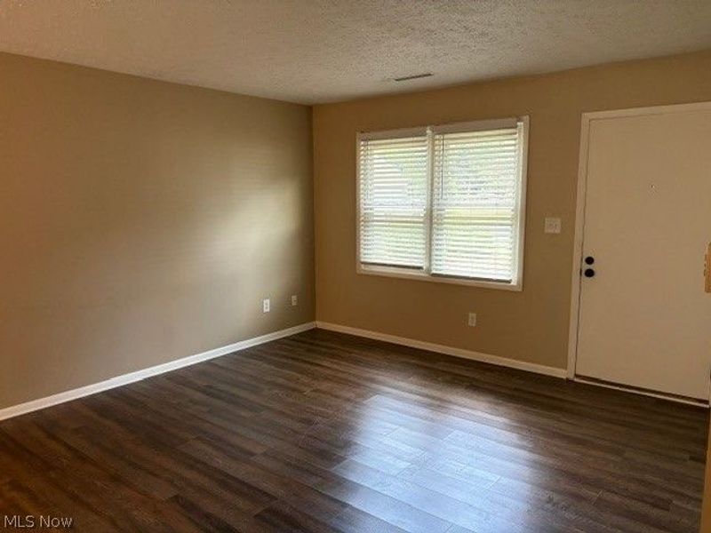 3959 Townhouse Lane, Uniontown, OH 44685 Photo 6