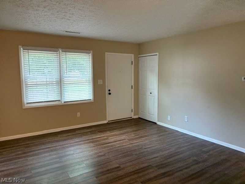 3959 Townhouse Lane, Uniontown, OH 44685 Photo 7