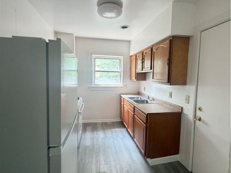 1338 E 125th Street, Cleveland, OH 44112 Photo 4