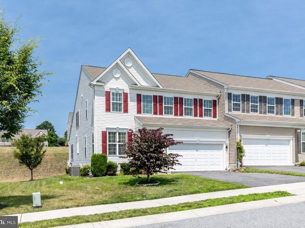 186 GREENVALE MEWS DRIVE, Unit 11, WESTMINSTER, MD 21157