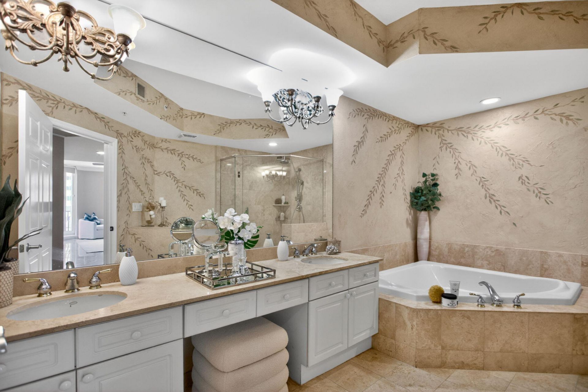100 S Birch Road, Unit 1003F, Fort Lauderdale, FL 33316 Photo