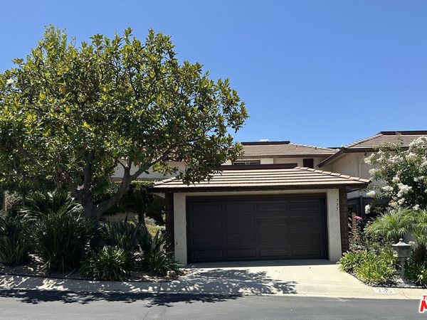 735 Galaxy Heights Drive, La Canada Flintridge, CA 91011
