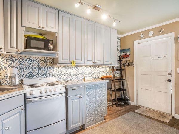 8000 Surf Drive, Unit 19, Panama City, FL 32408