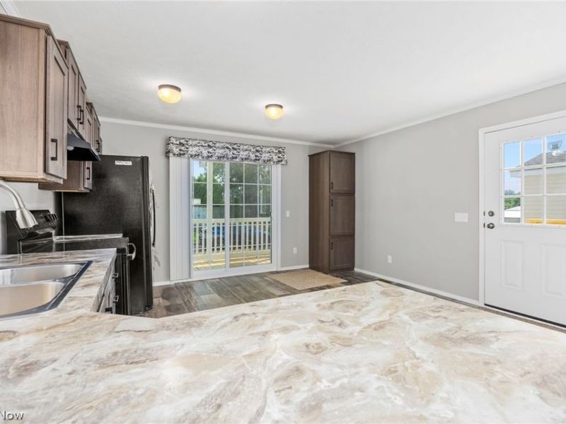 120 Sunset Drive, Unit 32, Lodi, OH 44254 Photo 4