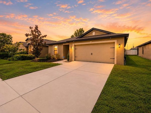 621 CHATHAM WALK DRIVE, RUSKIN, FL 33570