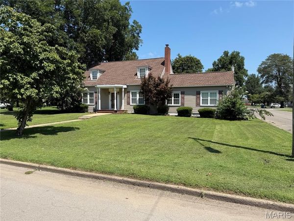 1001 Davis Street , New Madrid, MO 63869