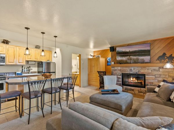 18575 SW Century Drive, Unit 2121, Bend, OR 97702