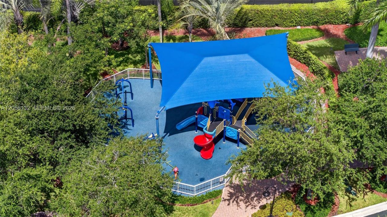 3600 Mystic Pointe Dr , Unit 310, Aventura, FL 33180 Photo