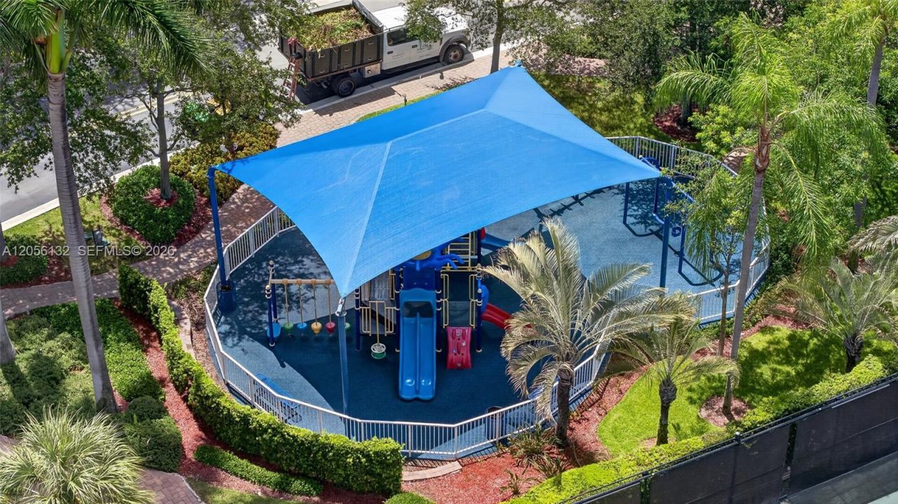 3600 Mystic Pointe Dr , Unit 310, Aventura, FL 33180 Photo