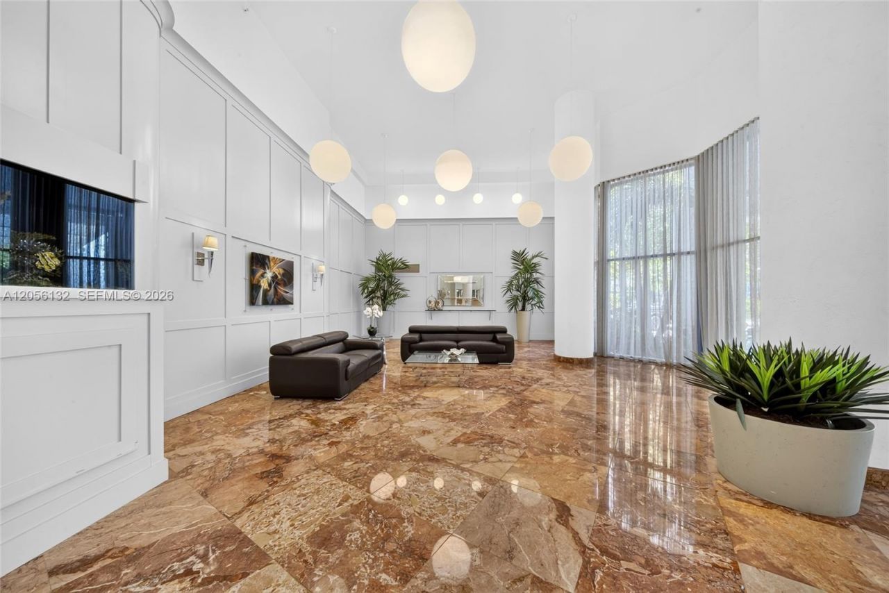 3600 Mystic Pointe Dr , Unit 310, Aventura, FL 33180 Photo
