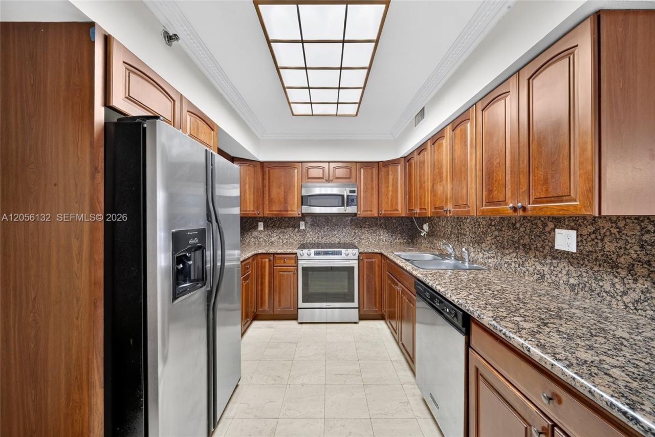 3600 Mystic Pointe Dr , Unit 310, Aventura, FL 33180 Photo