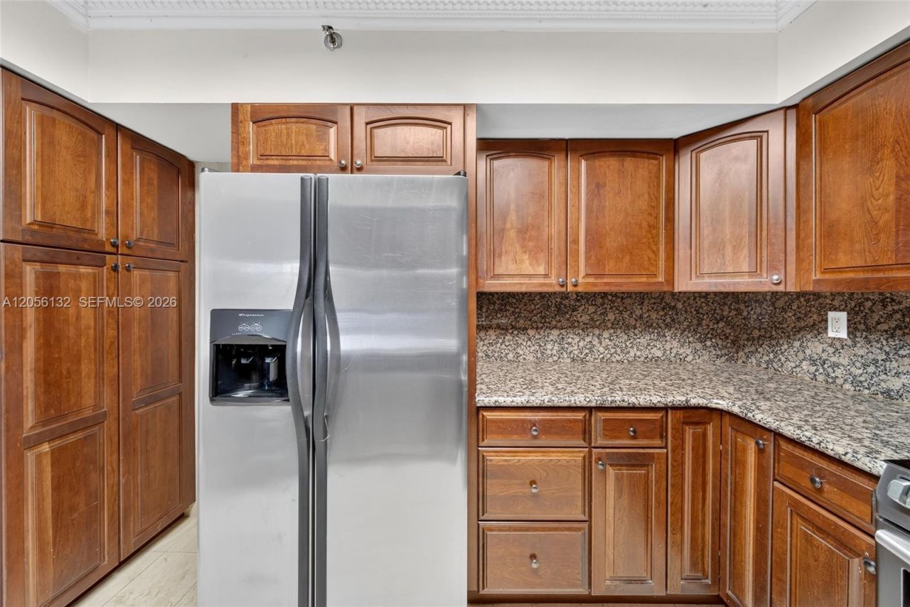 3600 Mystic Pointe Dr , Unit 310, Aventura, FL 33180 Photo