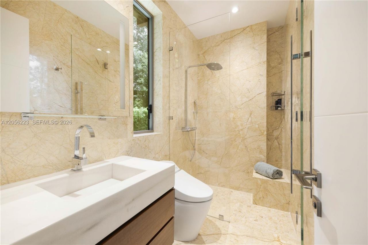 6540 SW 123rd St , Pinecrest, FL 33156 Photo