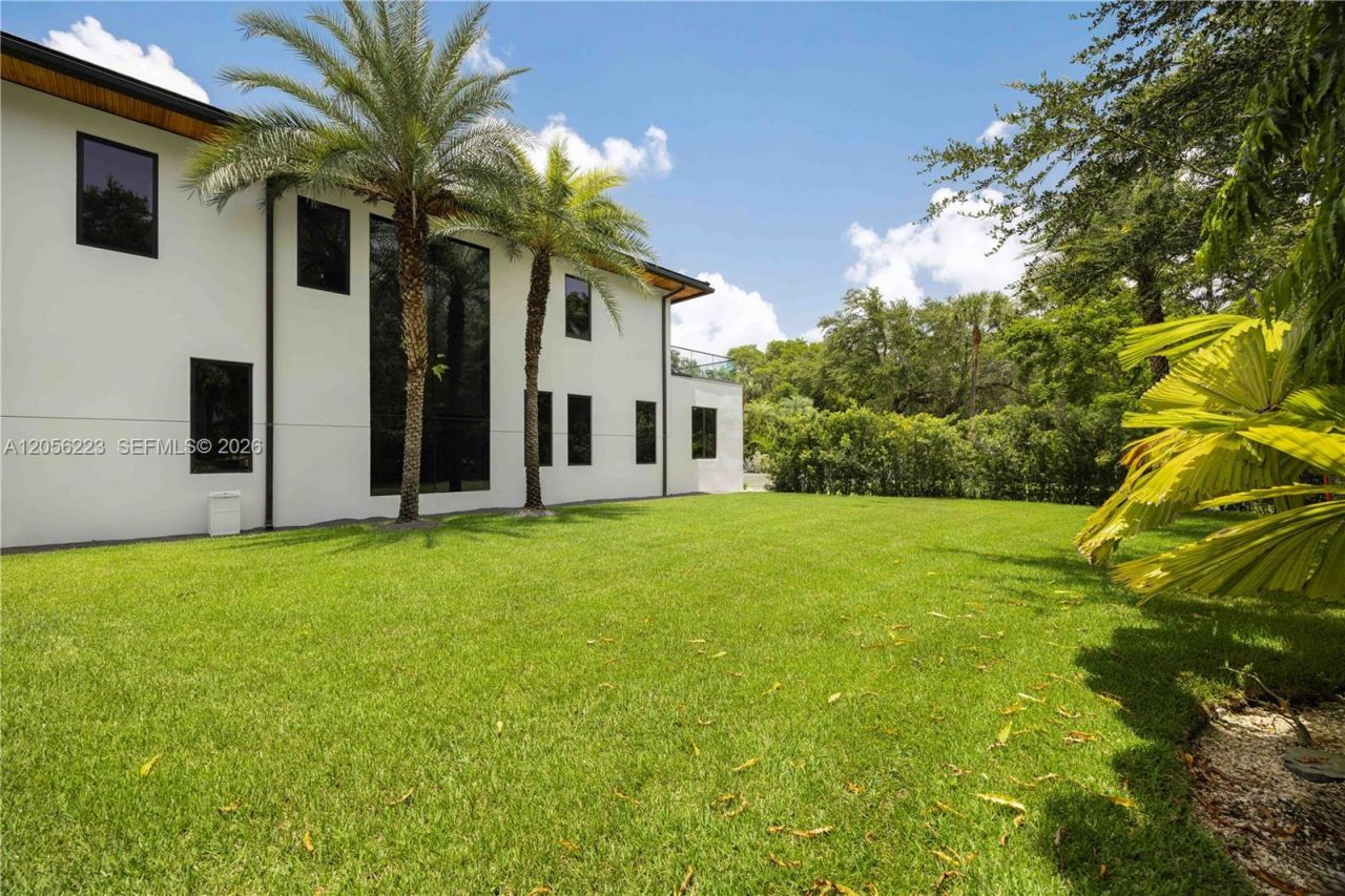 6540 SW 123rd St , Pinecrest, FL 33156 Photo