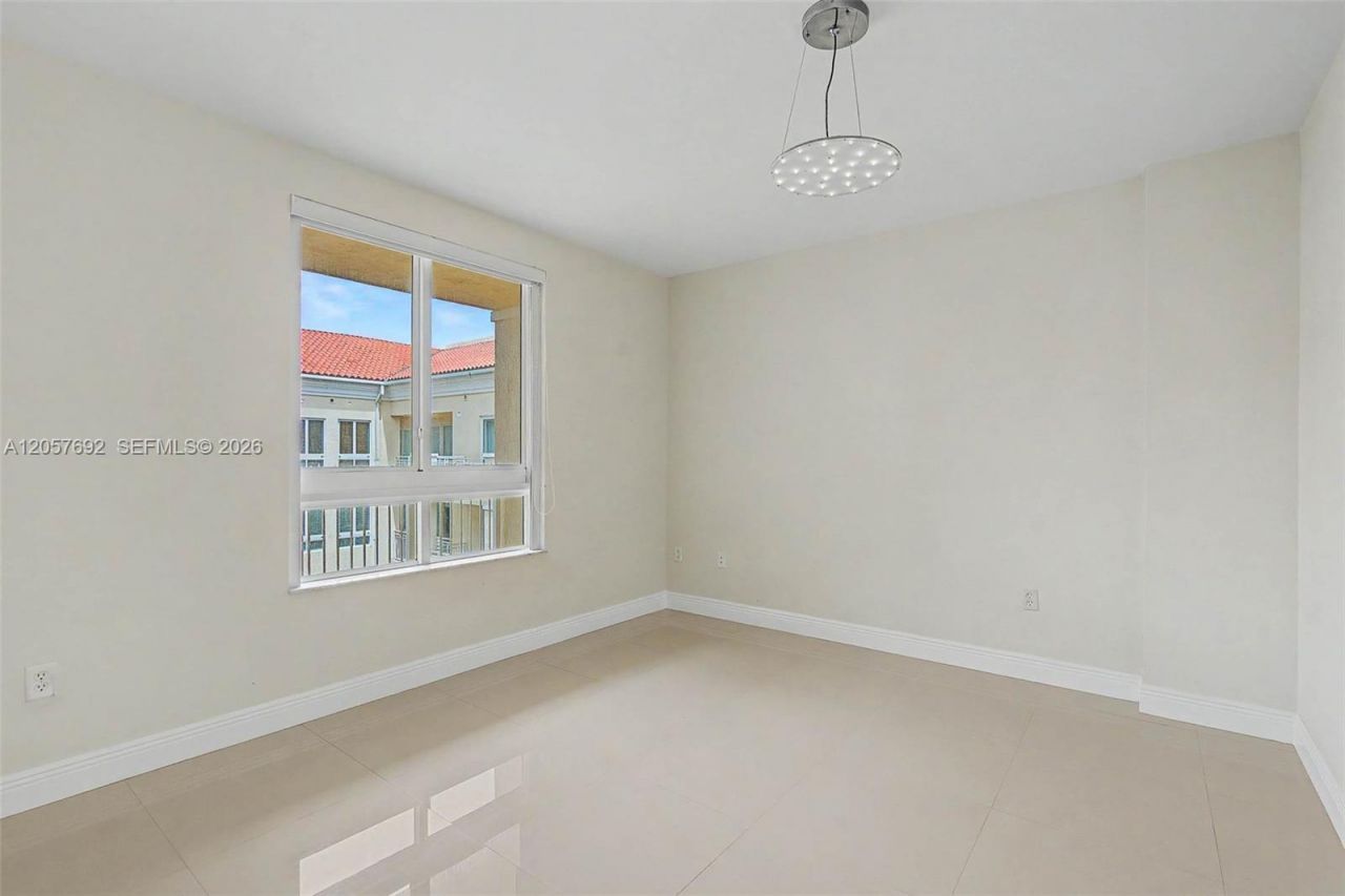 7350 SW 89th St, Unit 1603S, Miami, FL 33156 Photo
