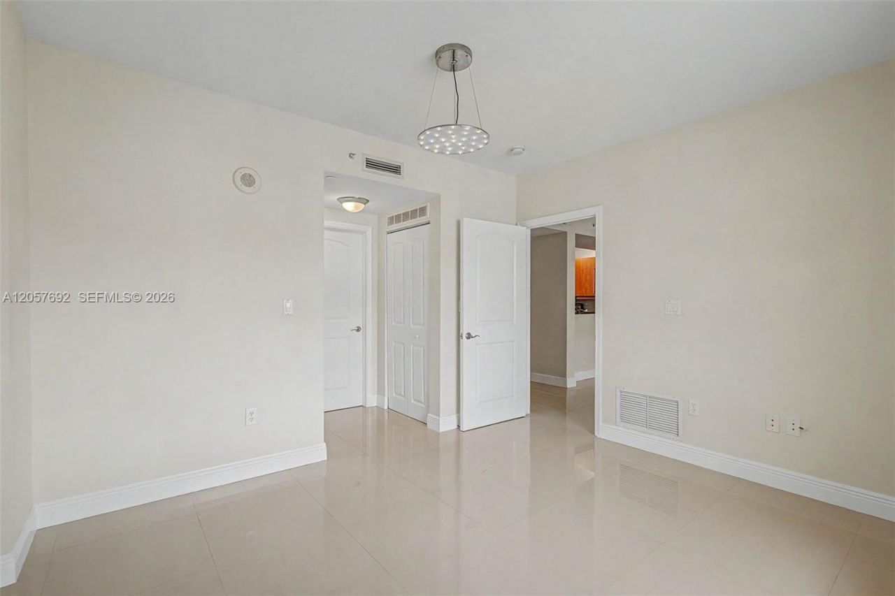 7350 SW 89th St, Unit 1603S, Miami, FL 33156 Photo