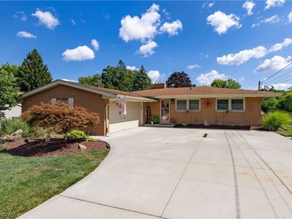 7681 Alan Parkway, Middleburg Heights, OH 44130