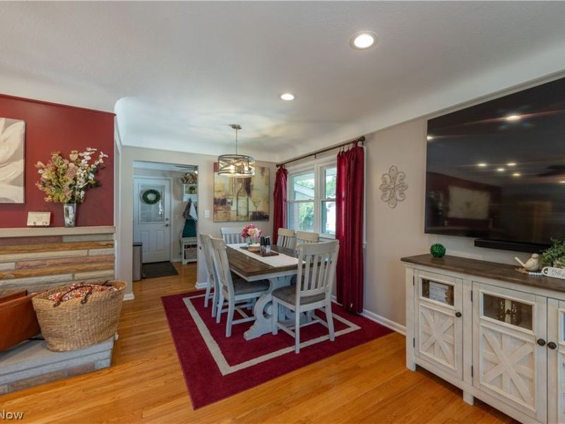 7681 Alan Parkway, Middleburg Heights, OH 44130 Photo 10