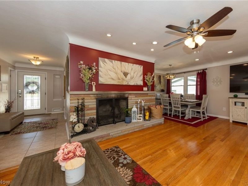 7681 Alan Parkway, Middleburg Heights, OH 44130 Photo 6