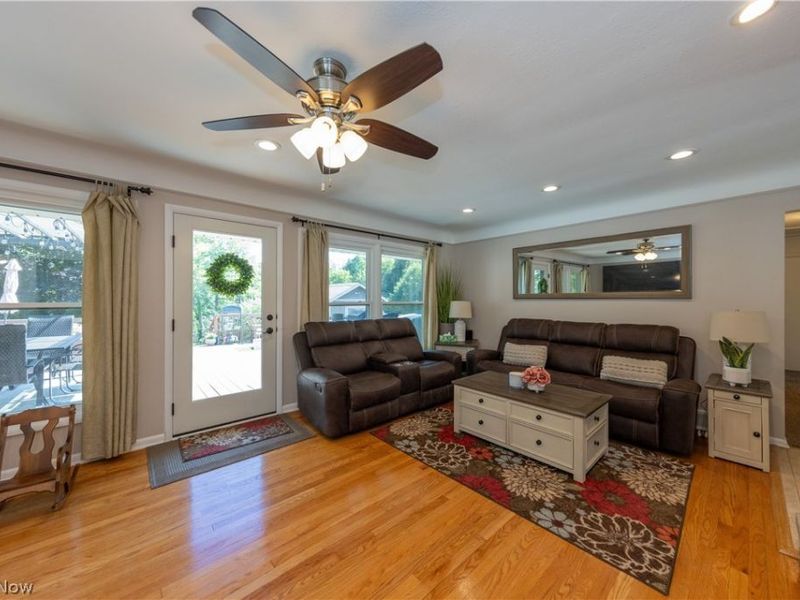 7681 Alan Parkway, Middleburg Heights, OH 44130 Photo 8