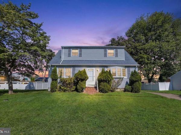 16 RUNNING BROOK ROAD, EWING, NJ 08638