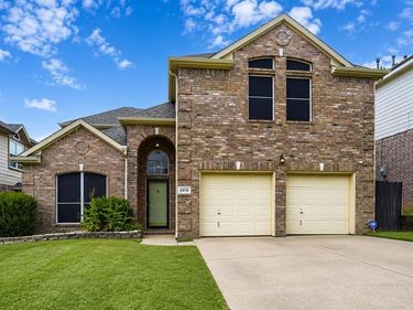 5016 Coral Creek Drive, Fort Worth, TX 76135