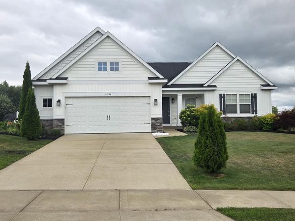 4634 Gordonshire NW, Grand Rapids, MI 49534