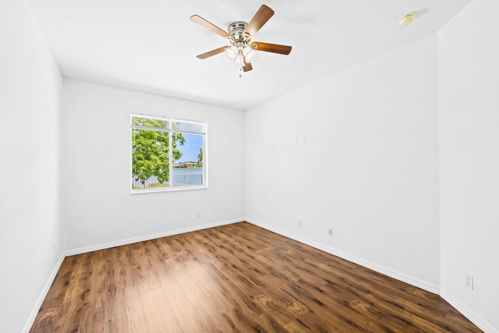 19389 SW 64th Street, Pembroke Pines, FL 33332 Photo