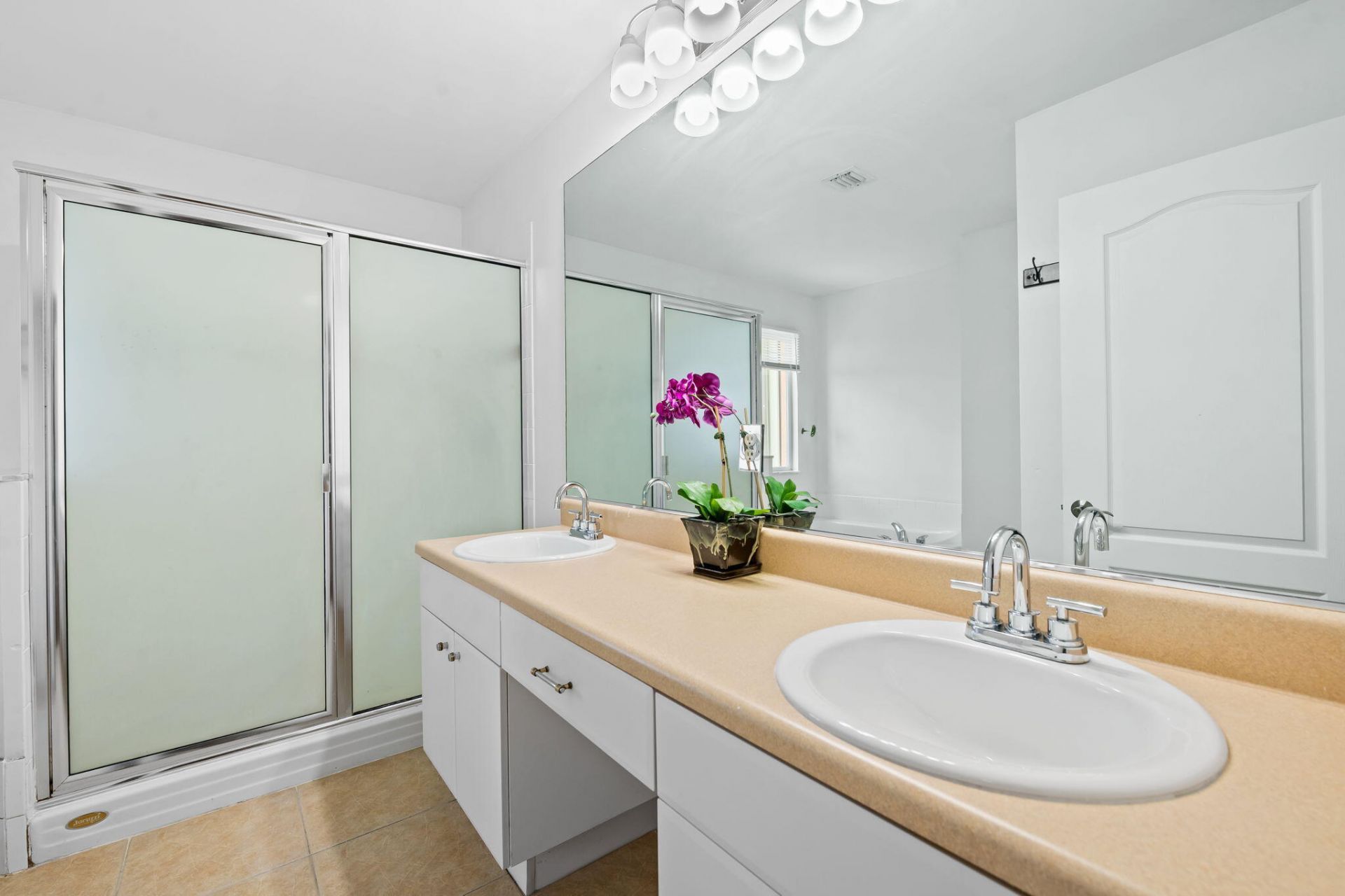 19389 SW 64th Street, Pembroke Pines, FL 33332 Photo