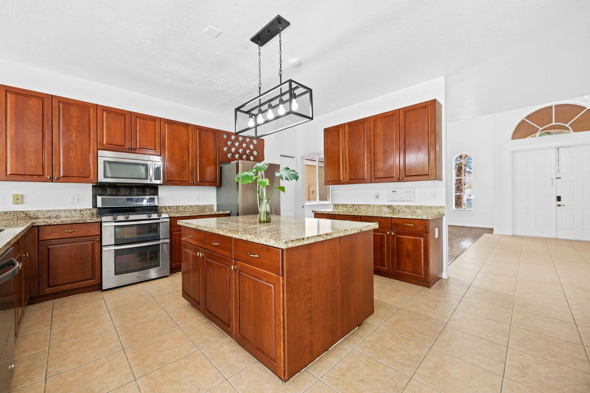 19389 SW 64th Street, Pembroke Pines, FL 33332 Photo