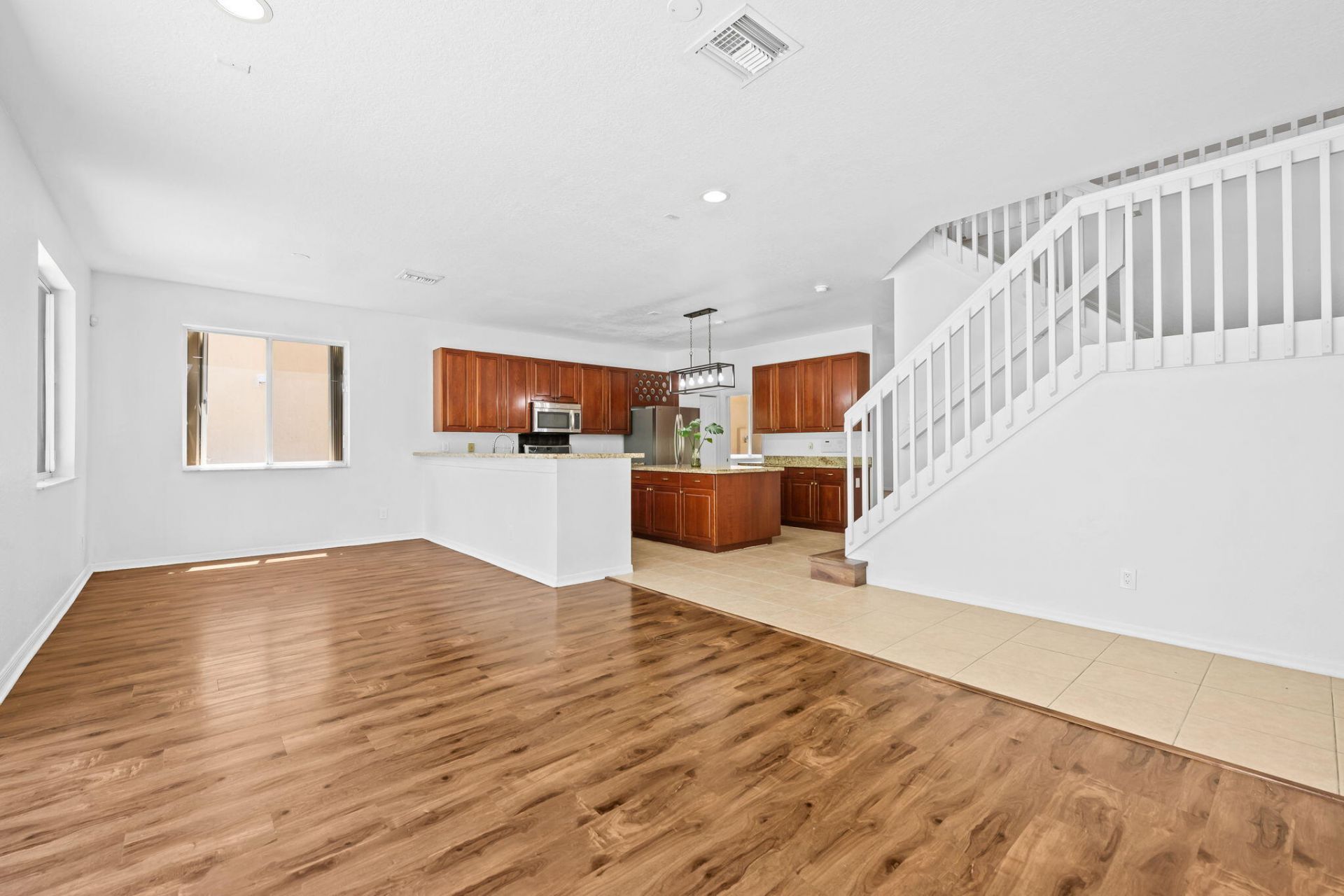 19389 SW 64th Street, Pembroke Pines, FL 33332 Photo