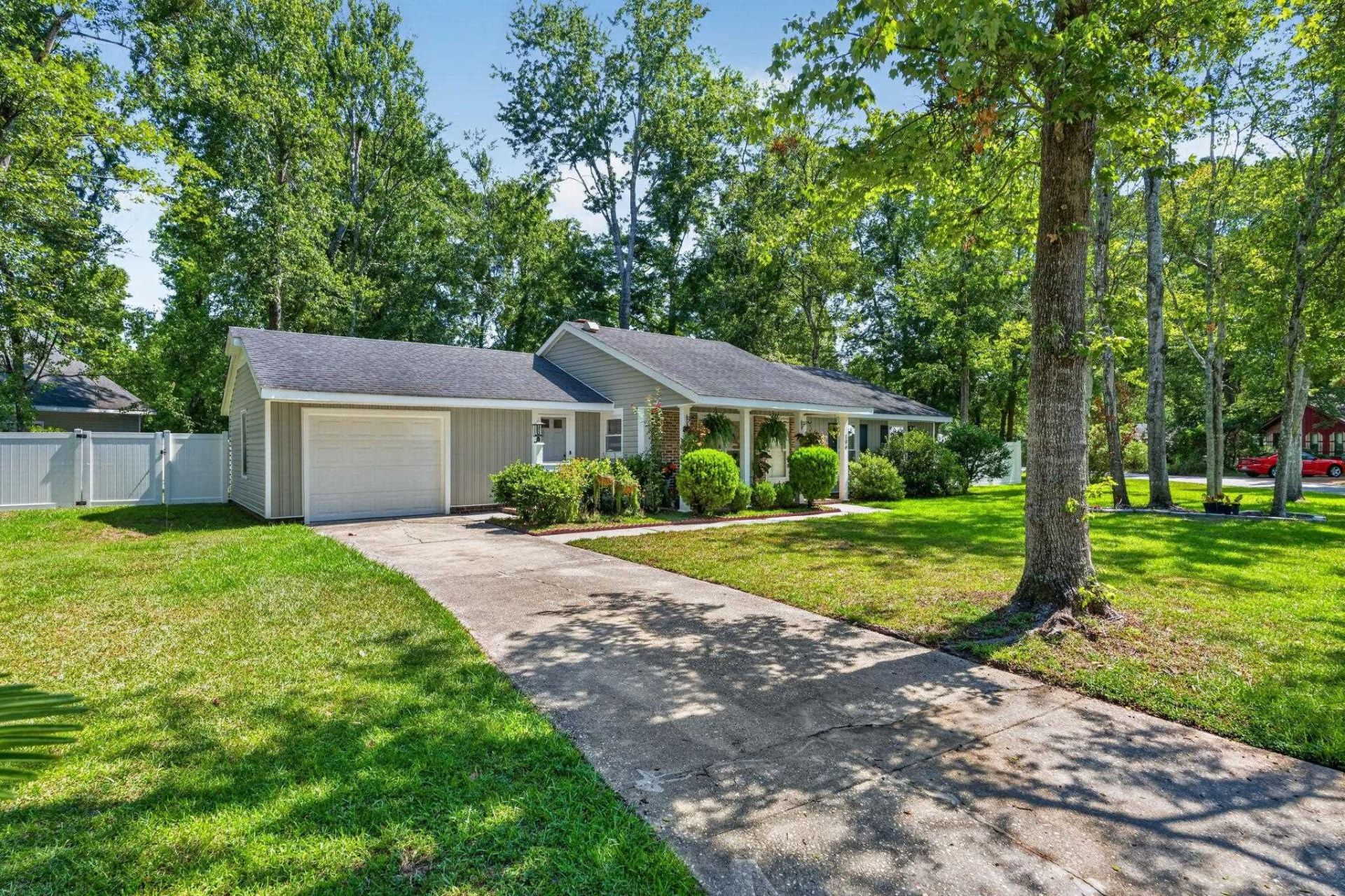 106 Partridge Berry Rd.  Photo 44