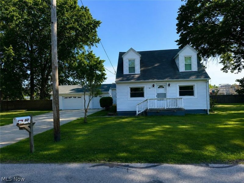 60 Oakwood Boulevard, Painesville Township, OH 44077 Photo 1