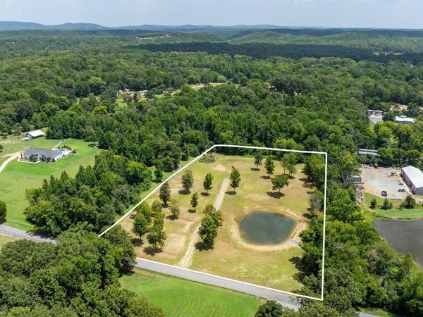1013 County Line Road, Little Rock, AR 72210