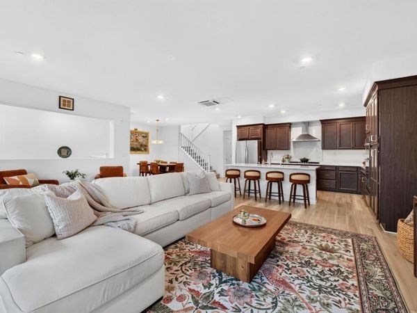 6810 Chroma Court , San Jose, CA 95119