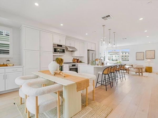 105 Starfish Lane, Foster City, CA 94404